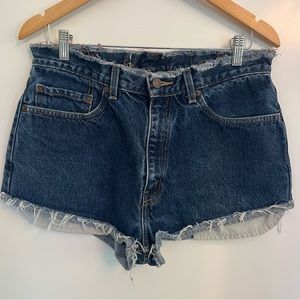 Vintage Levi’s Frayed Denim Shorts